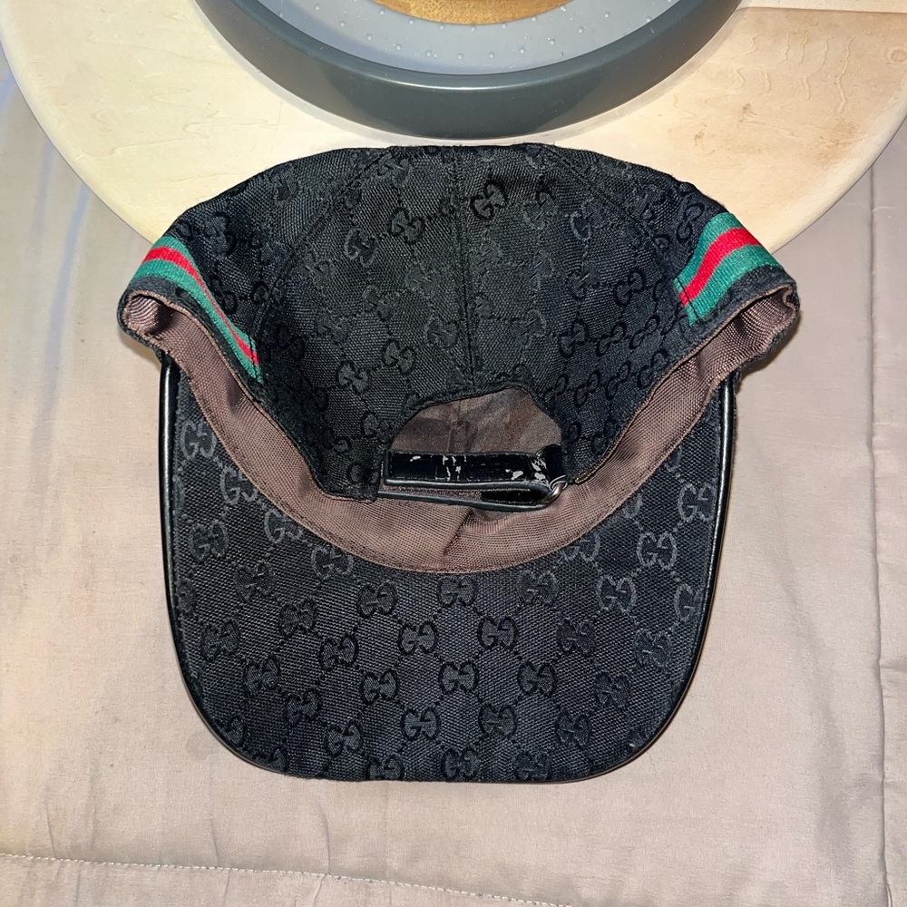 Black Gucci Hat Cap Adjustable Velcro Strap Unisex Red Green Web Stripe - Picture 8 of 9